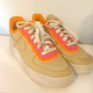 Nike, US W 7.5, Tan, Pink and Orange.